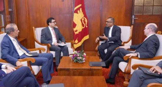 Deputy Finance Minister Meets IFC VP